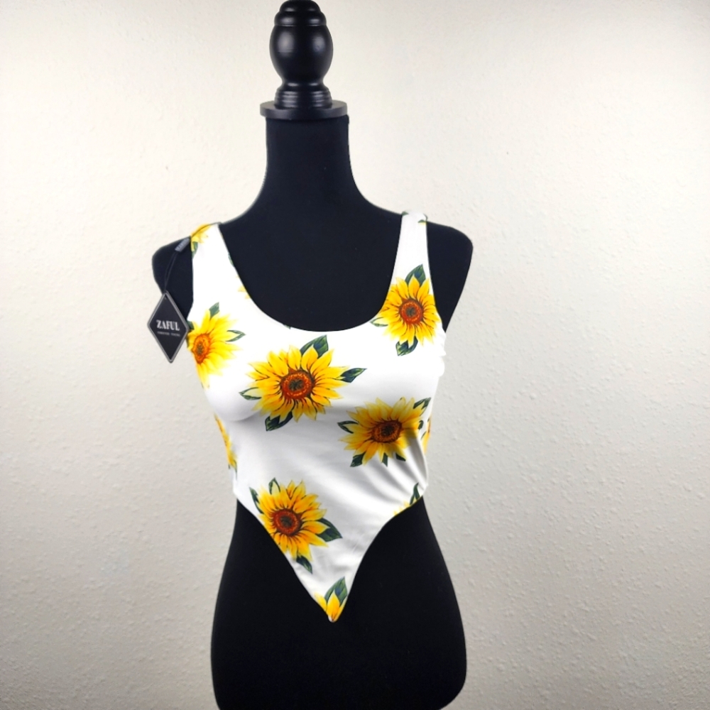 Zaful Sunflower Print Handkerchief Hem Crop Top Beachy BOHO Women's Size 6